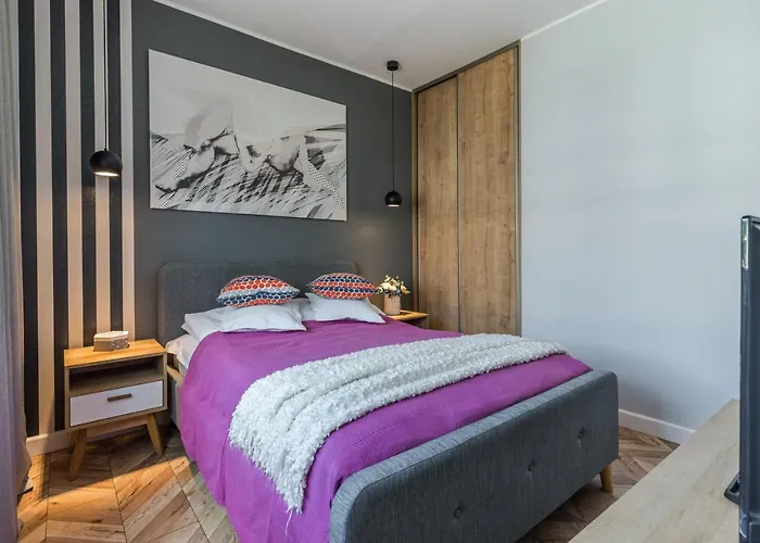 Lead Apartment