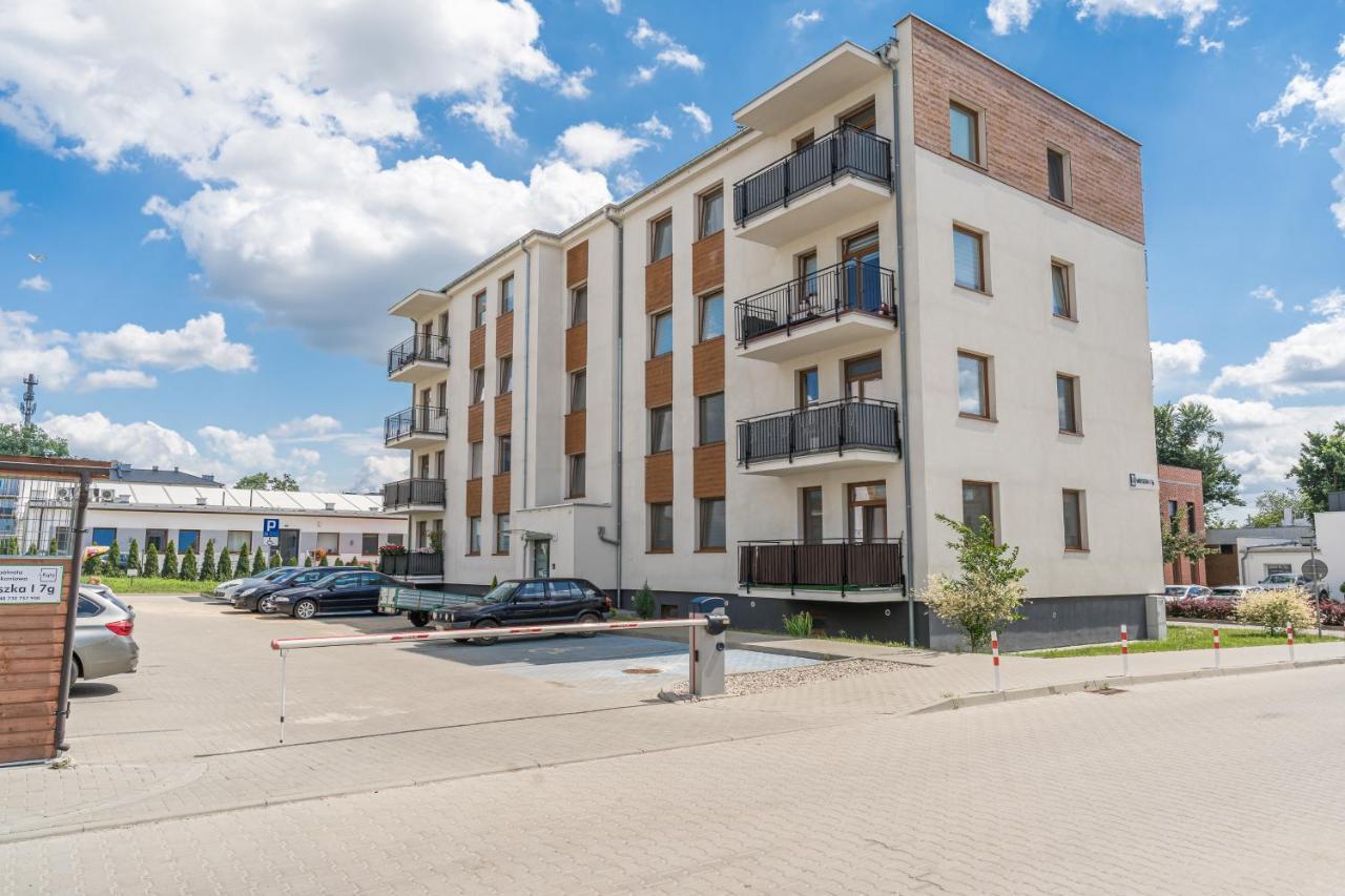 Lead Apartment